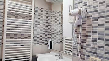 Comfort Apartment, City View | Bathroom
