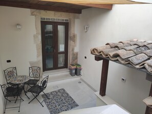 Terassi/patio