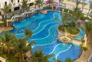 Front of property - Radiant Vinhomes Smart City - Apartment (Hanoi)