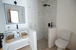 Double Room, Mountain View | Bathroom | Shower, hair dryer, towels, toilet paper
