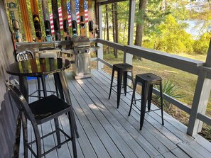 Outdoor dining - New!  Robin's Nest - Cute Lakefront Tiny House!  Includes lake access! (Greenville)