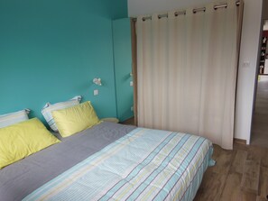 2 bedrooms, iron/ironing board, WiFi, bed sheets - Villa Orion: a starfish at the heart of your vacation! NON-SMOKING HOUSE (Mesquer)