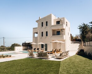 House | 4 bedrooms, soundproofing