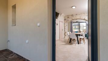 Villa | 2 bedrooms, soundproofing