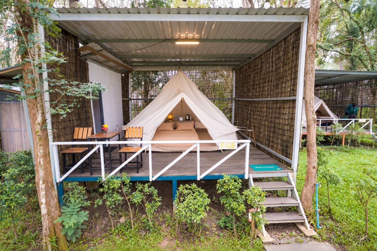 Deluxe Double Tent Garden View