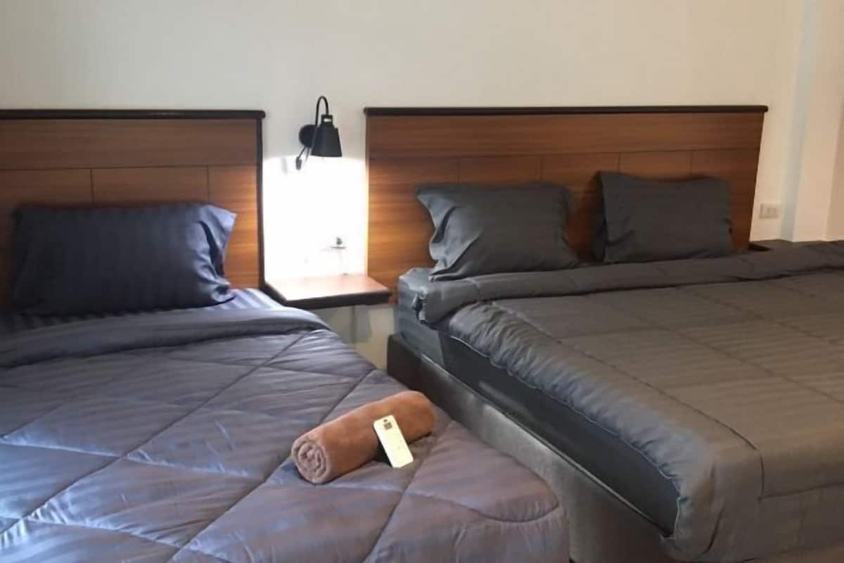 In-room safe, free WiFi