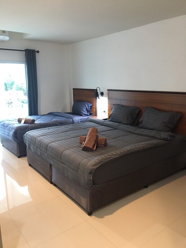 Standard Triple Room | In-room safe, free WiFi