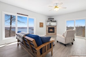 TV, fireplace, offices - Lake Overlook-Gorgeous Beaver Lake Views-Game Room (Garfield)