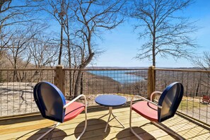 Property grounds - Lake Overlook-Gorgeous Beaver Lake Views-Game Room (Garfield)