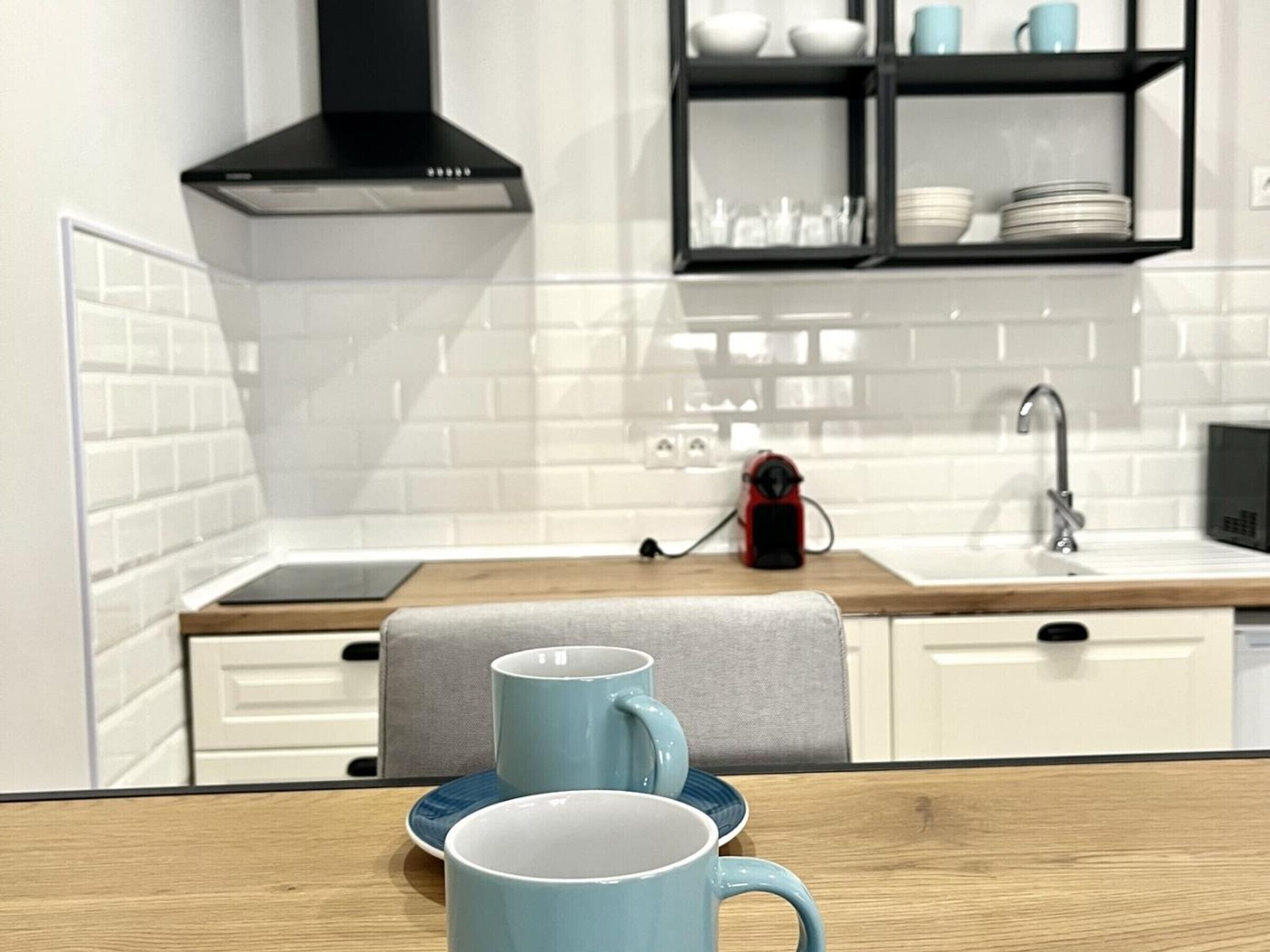 冰箱、微波炉、烤箱、茶具/咖啡用具