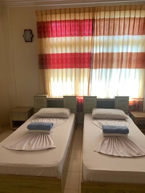 Basic Double or Twin Room | Hypo-allergenic bedding, desk, soundproofing, iron/ironing board - Sea Breeze View (Huraa)