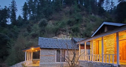 Jibhi Village