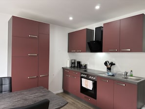 Private kitchen - Lakefront Family Retreat (Harzgerode)