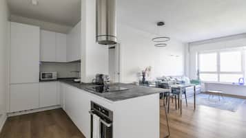 Apartment 3A | Wohnbereich | Flachbildfernseher