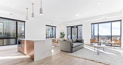 Uptown Apartment| Lake View Near Mill City Museum