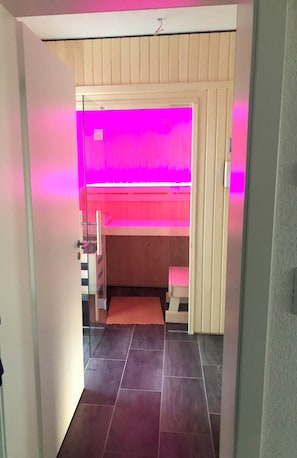 Sauna - Super nice and completely renovated vacation home between Szczecin Lagoon and Usedom (Ducherow)