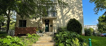 82 m2 /Modern/Free parking/Metro 14 10min + RER B 7 minutes away