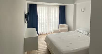 Bouvardia Inn