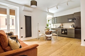 Living area - Cereate Suites (Rome)