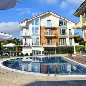 Seasonal outdoor pool