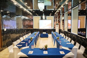 Banquet hall - Foxoso Fiori Hotel (Jaipur)