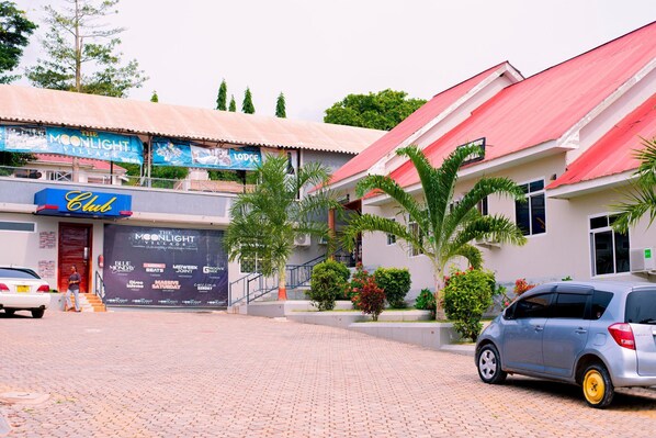 Majoituspaikan julkisivu