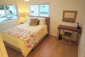 10 bedrooms, iron/ironing board, WiFi