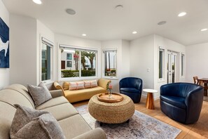 Televisión, chimenea