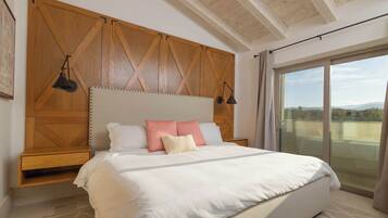 2 dormitorios, escritorio, tabla de planchar con plancha y wifi