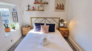 1 bedroom, desk, iron/ironing board, travel cot