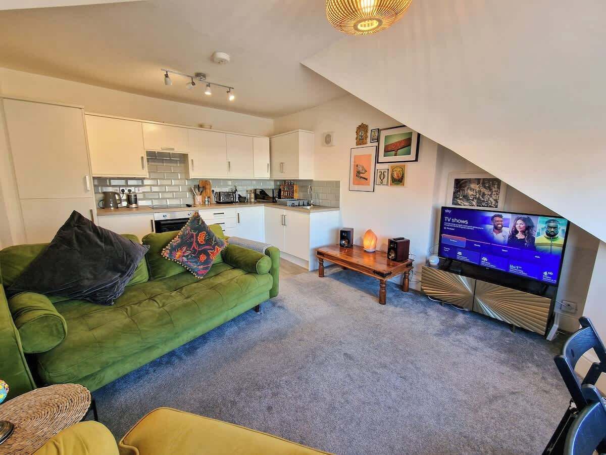 TV, offices