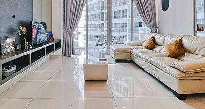 Regalia Residence The Sky Pool Suite