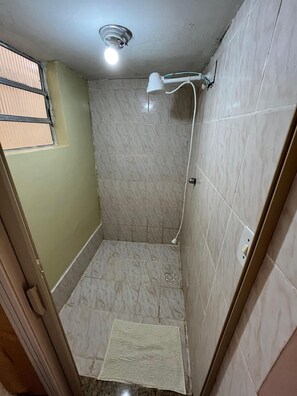 Family Room, Courtyard View | Bathroom