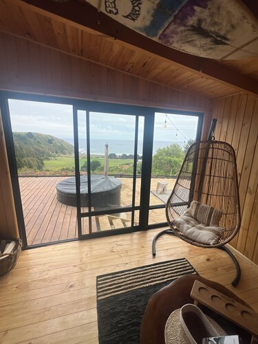 Ecoglamping accommodation with Hot Tub and panoramic ocean view