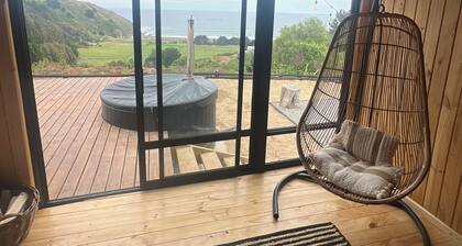 Ecoglamping accommodation with Hot Tub and panoramic ocean view