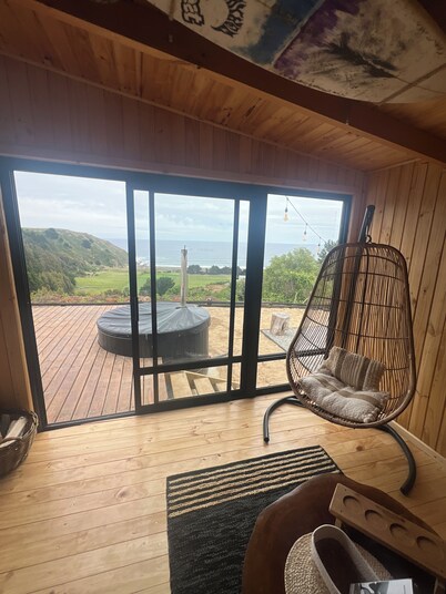 Ecoglamping accommodation with Hot Tub and panoramic ocean view