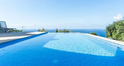 Villa Primavera by Atlantic Holiday