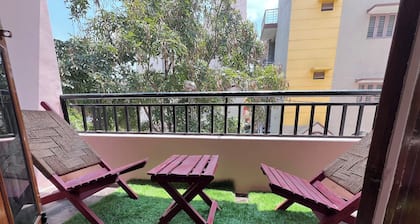 Soloscape budget friendly backpackers hostel