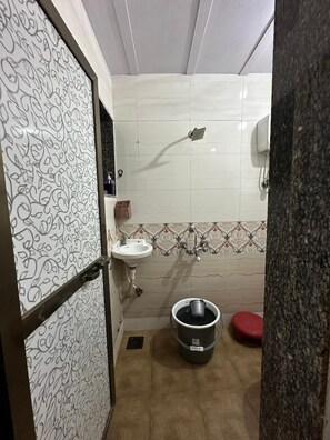 Bruser, håndklæder, Sæbe, Toiletpapir