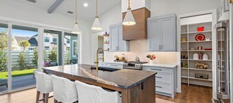 Town of Tioga Luxe Peaceful Retreat: 4-bedroom/2.5-bath, fenced yard w/fire pit