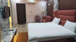 华丽客房 | 办公桌、免费 WiFi