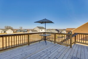 House (5 Bedrooms) | Interior