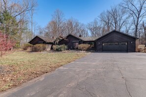 Cottage (4 Bedrooms) | Bahagian dalam