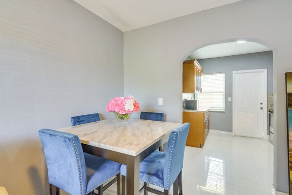 شقة (2 Bedrooms) | المنشأة من الداخل