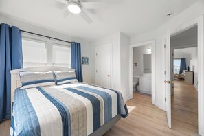 8 bedrooms, iron/ironing board, WiFi, bed sheets
