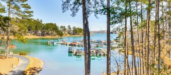 Boat, Golf & Swim: Keowee Key Condo w/ Lake Views