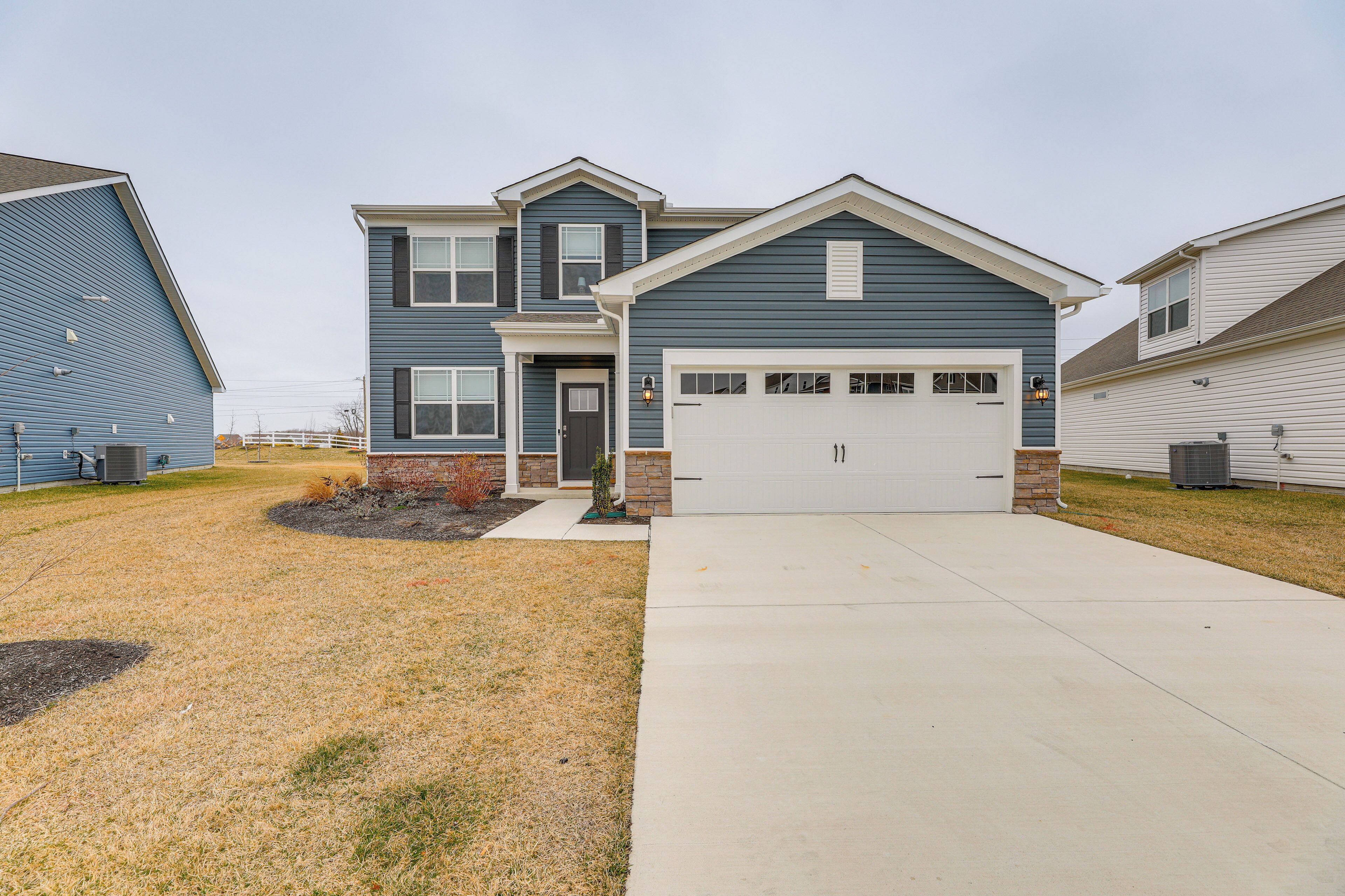 House (5 Bedrooms) | Interior