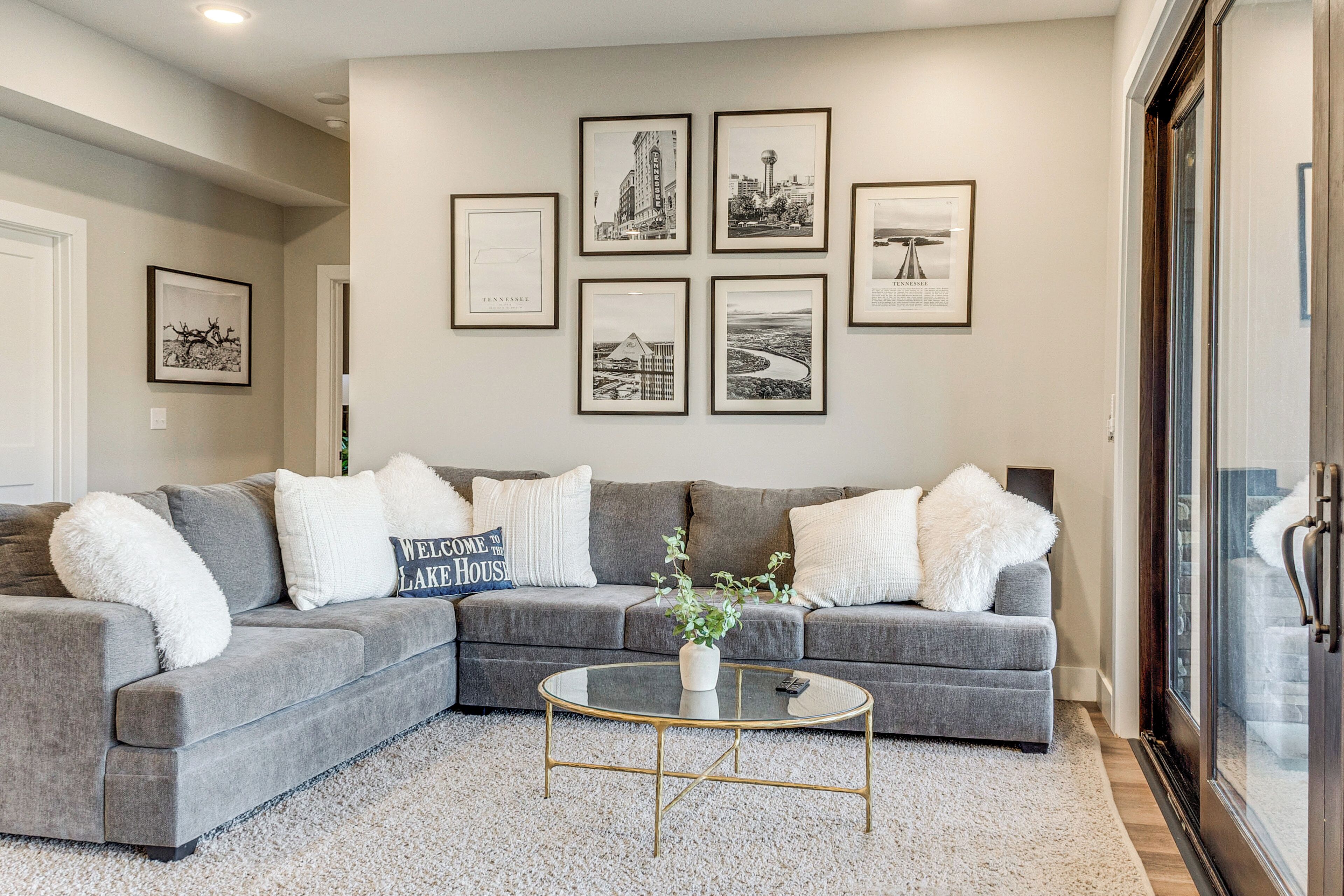 House (5 Bedrooms) | Interior