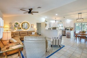 House (3 Bedrooms) | Interior - 10 Mi to Beaches: Port Charlotte Paradise (Port Charlotte)