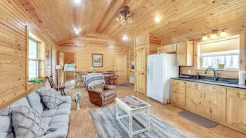 House (2 Bedrooms) | Front of property